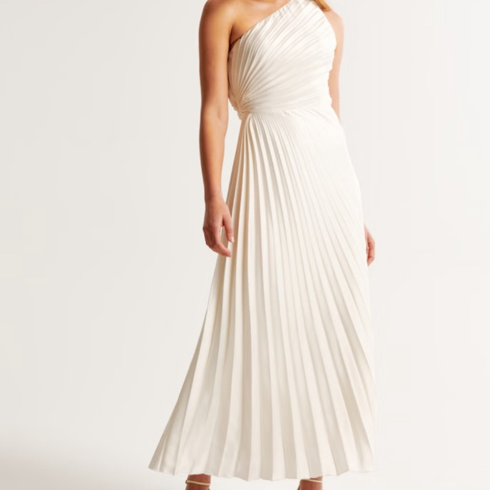 The A&F Giselle Pleated One-Shoulder Maxi Dress